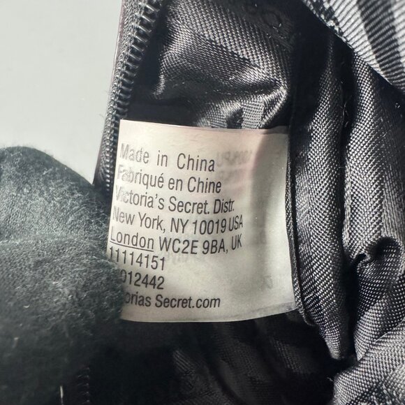 Victoria’s Secret Snake Print Cosmetic Bag - Picture 12 of 15